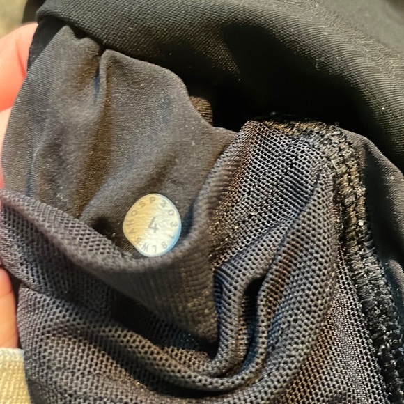 Lululemon 2018 stretch highrise 7/8 straight leg pant - Picture 2 of 3